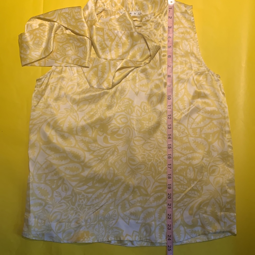 CABI SILK sleeveless bow blouse - Picture 7 of 7